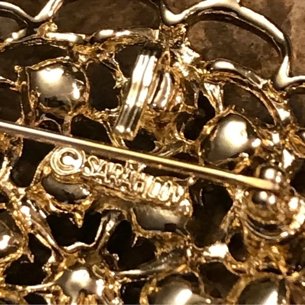Sara Cov Coventry Rhinestone Brooch Pendant